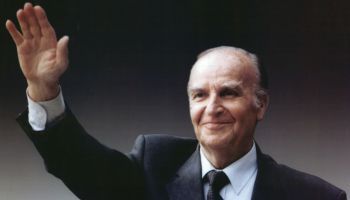 https://fondbosnjaci.co.ba/SJEĆANJE NA OSNIVAČA I VAKIFA FONDA ''BOŠNJACI''