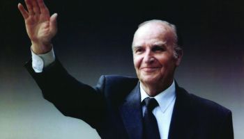 https://fondbosnjaci.co.ba/Poziv stipendistima, upravi i prijateljima Fonda ''Bošnjaci''