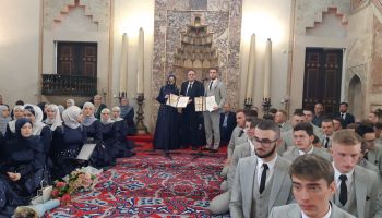 Awarded monetary prizes and awards to the GHB Madrasa pupils od the generation in Sarajevo