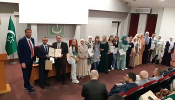 https://fondbosnjaci.co.ba/Prizes and awards were presented to the winners of the 11th national competition in Islamic religious education