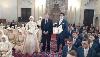 https://fondbosnjaci.co.ba/Fond ''Bošnjaci'' obezbijedio novčane nagrade i priznanja učeniku i učenici generacije GHB medrese u Sarajevu